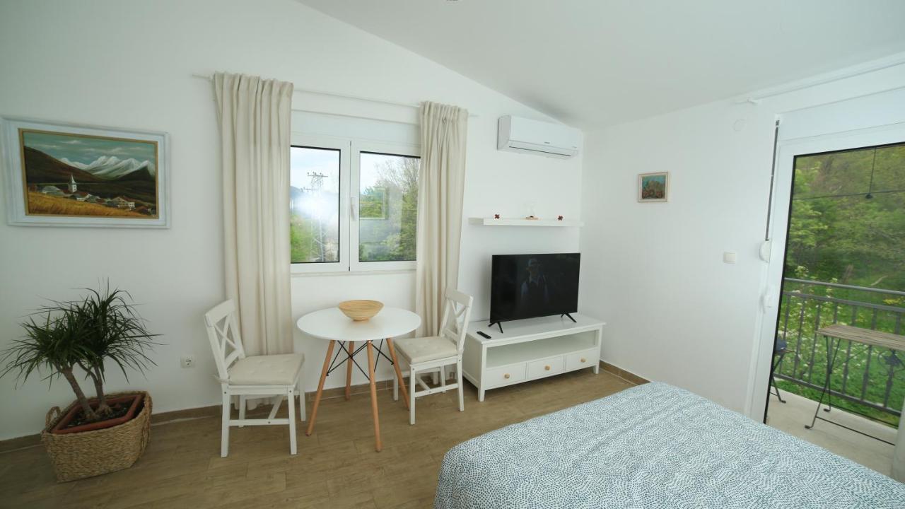 Plamenatz Studio Apartments Virpazar Dış mekan fotoğraf